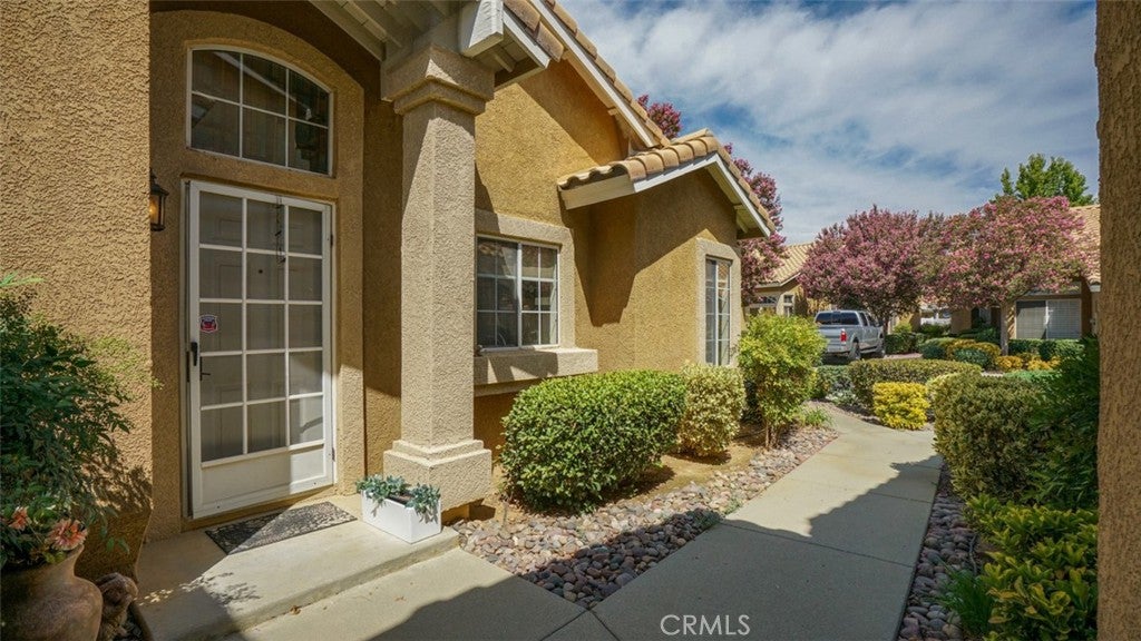 5616 Trevino