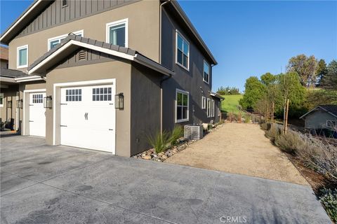 Tiny photo for 621 Jackson Drive, Paso Robles, CA 93446 (MLS # NS26022132)