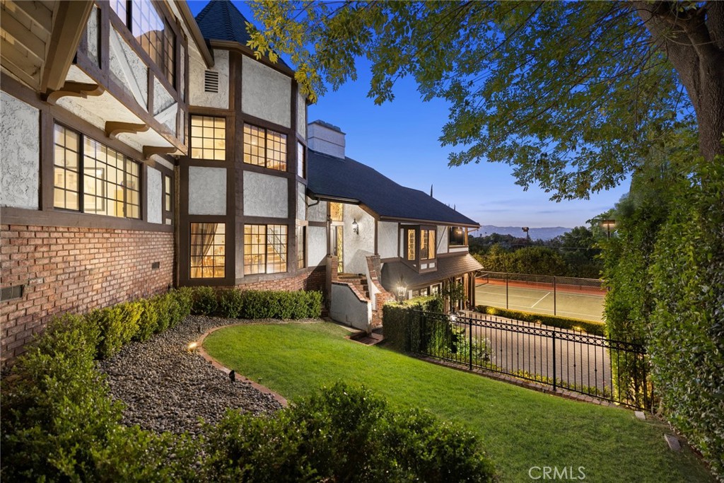 19540 Wells Drive