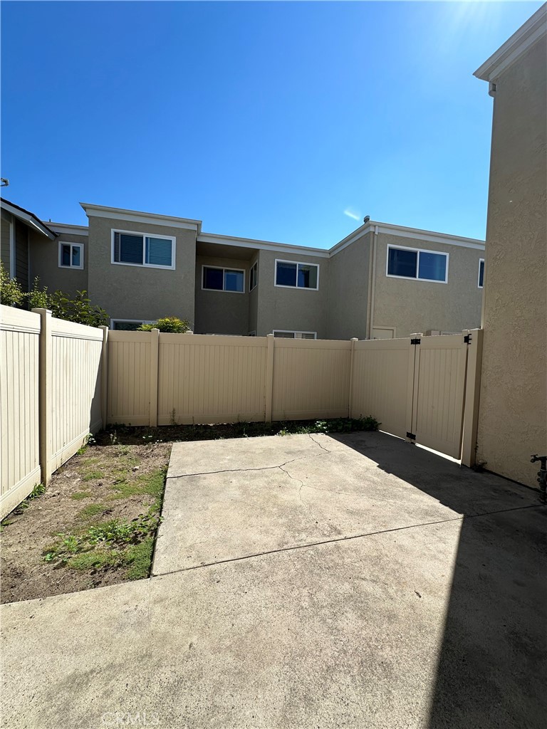 Walnut Square (WS) - Residential Lease