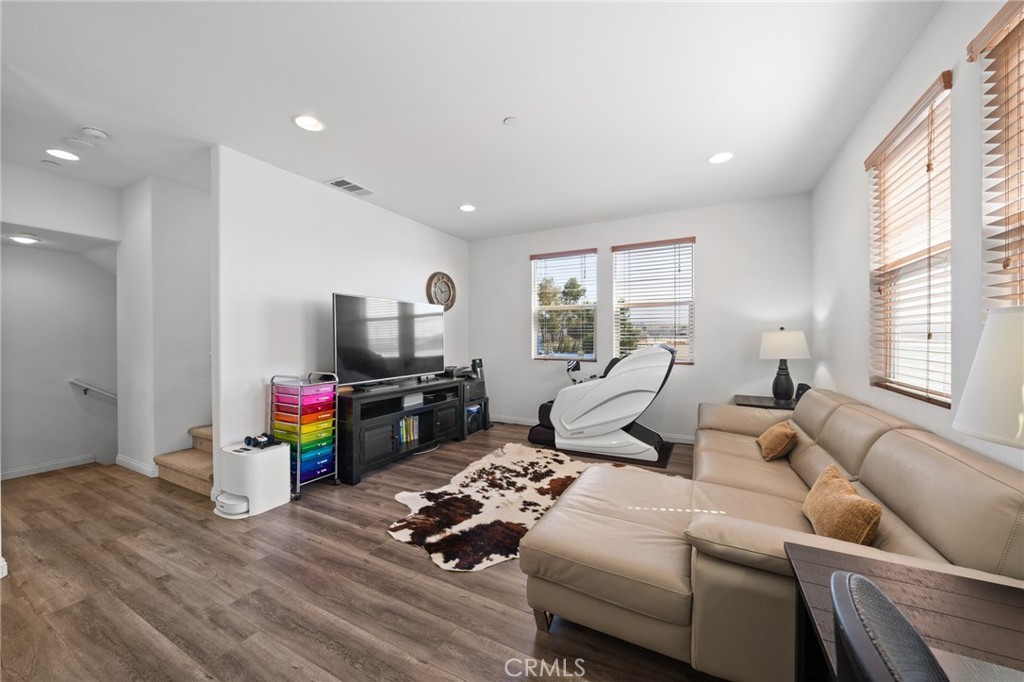 541 Calle Cielo