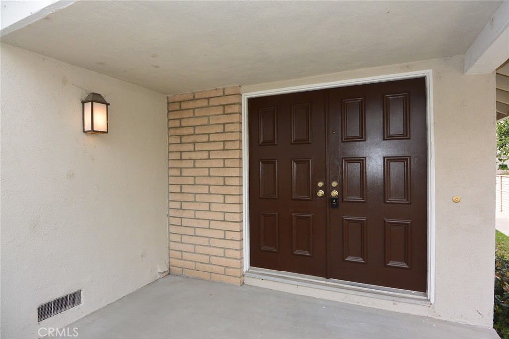 17 Ashbrook
