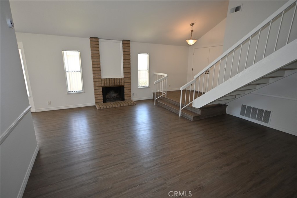 17 Ashbrook