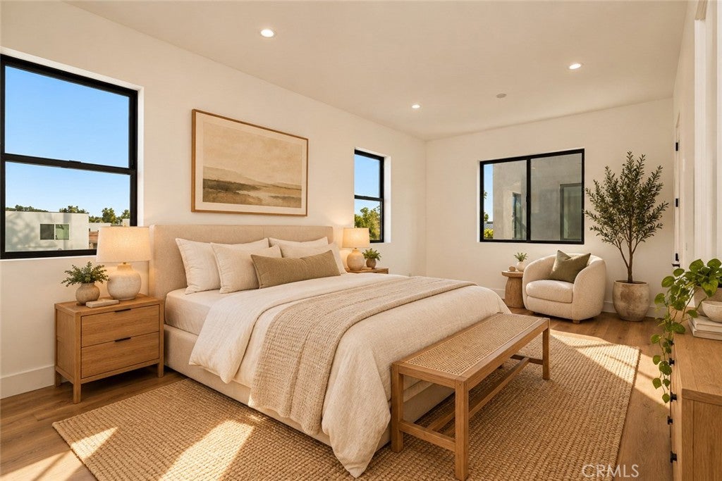 2204 Carmona