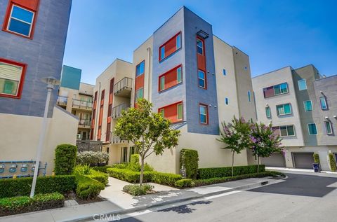 Photo of 120 Tribeca, Irvine, CA 92612 (MLS # NP25162071) Photo of 120 Tribeca, Irvine, CA 92612 (MLS # NP25162071)
