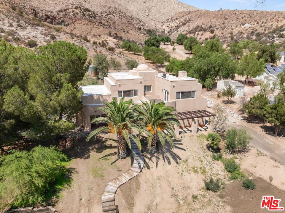 5255 Soledad Canyon Road
