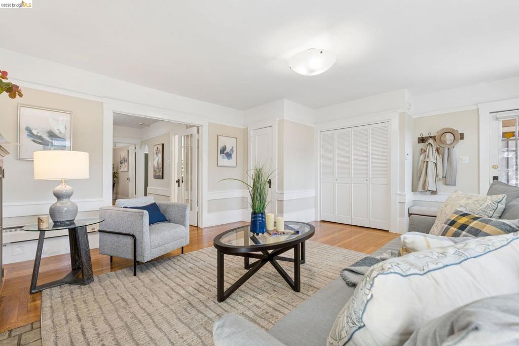 2271 Cedar 1