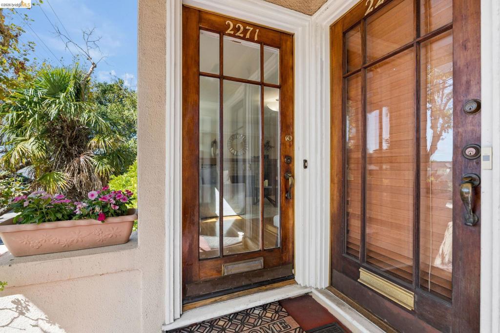 2271 Cedar 1