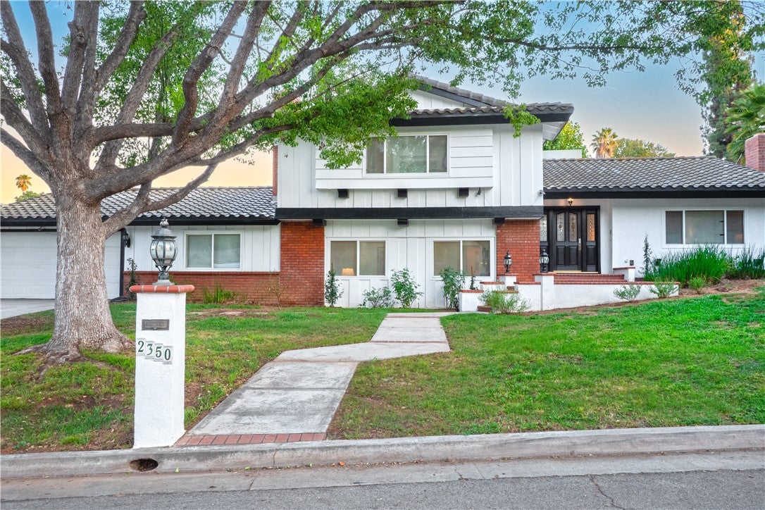 2350 Shadow Hill Drive