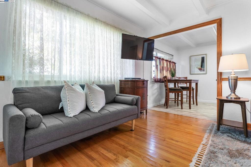 NEWARK - Residential