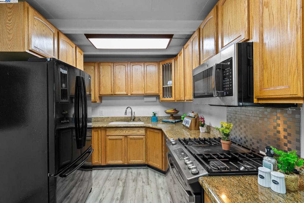 NEWARK - Residential