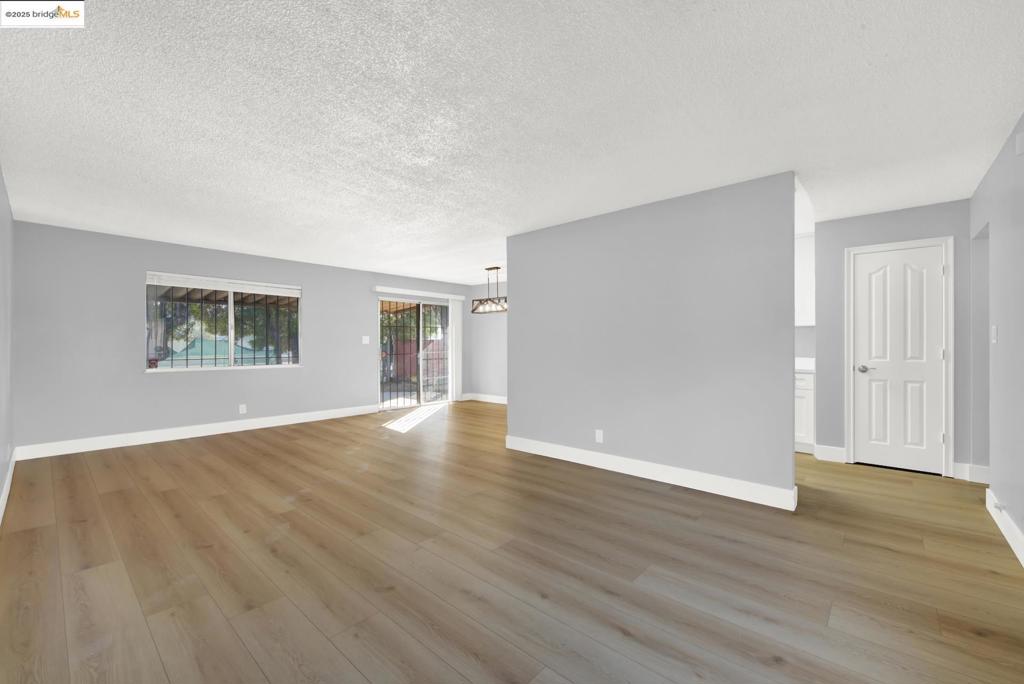 EAST OAKLAND - Residential