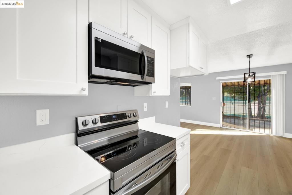 EAST OAKLAND - Residential