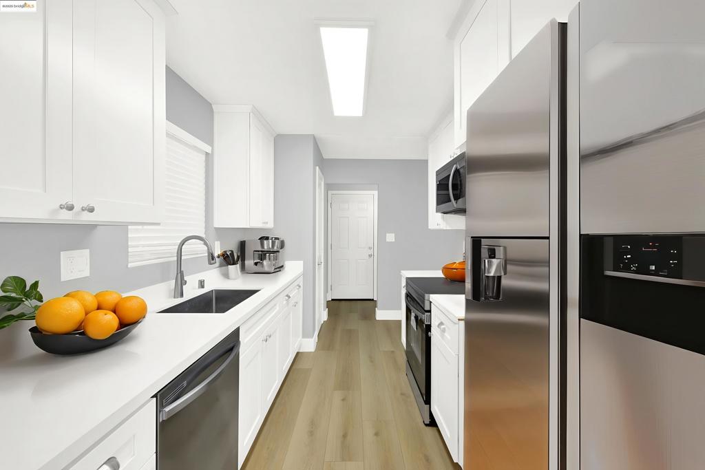 EAST OAKLAND - Residential