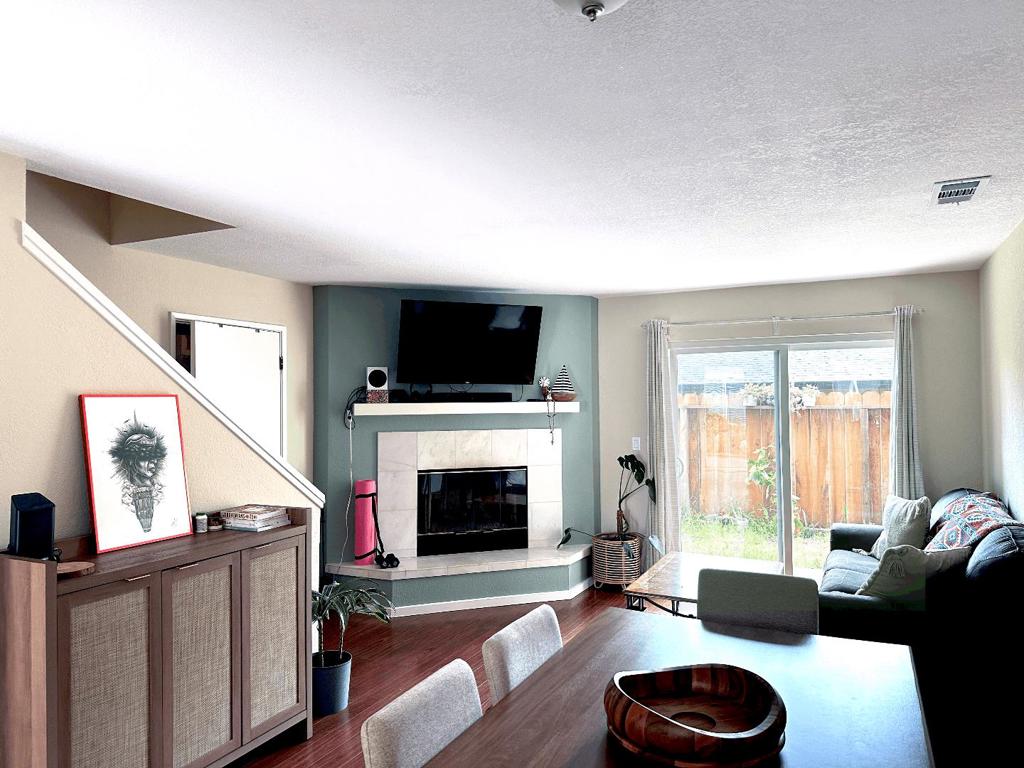 1608 Wren Place