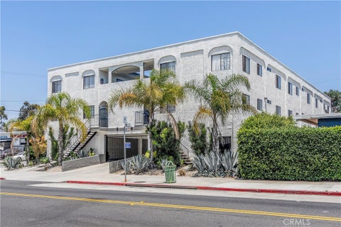 Photo of 501 Hyde Park PL, Inglewood, CA 90302 (MLS # RS26228444)