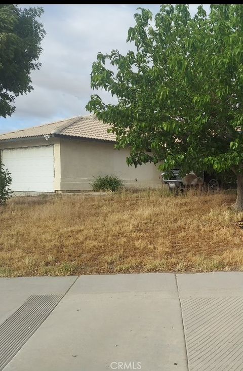 15711 Garnet Victorville CA 92394