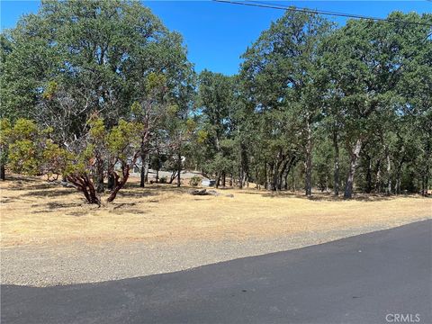 Photo of 17902 Moon Hill Court, Hidden Valley Lake, CA 95467 (MLS # LC25107340)