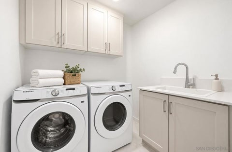 Tiny photo for 15159 Leia Way Way, San Diego, CA 92129 (MLS # 260025144SD)
