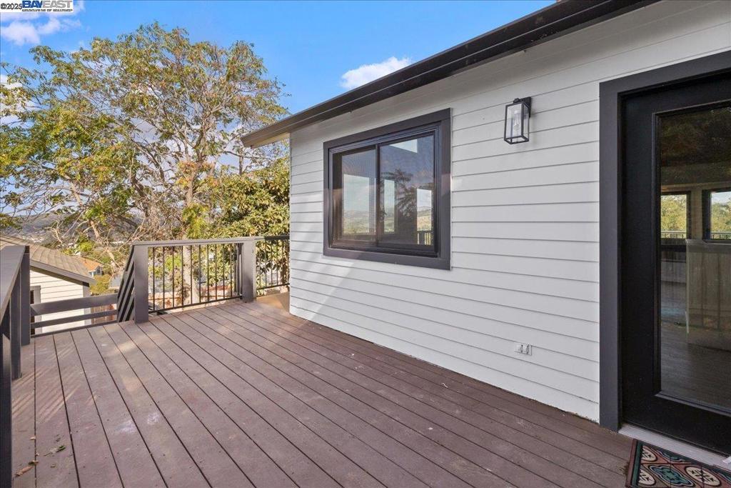 FAIRVIEW HILLS - Residential