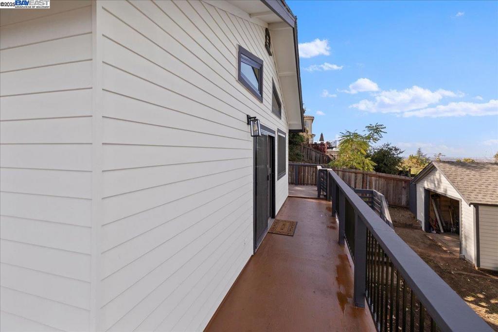 FAIRVIEW HILLS - Residential