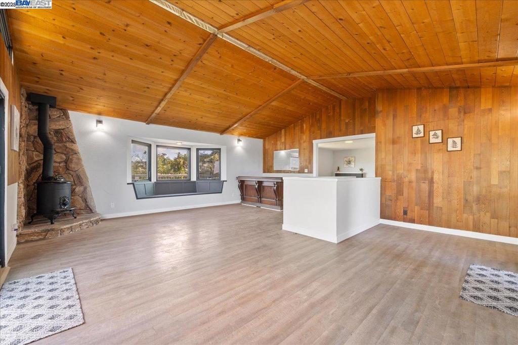 FAIRVIEW HILLS - Residential