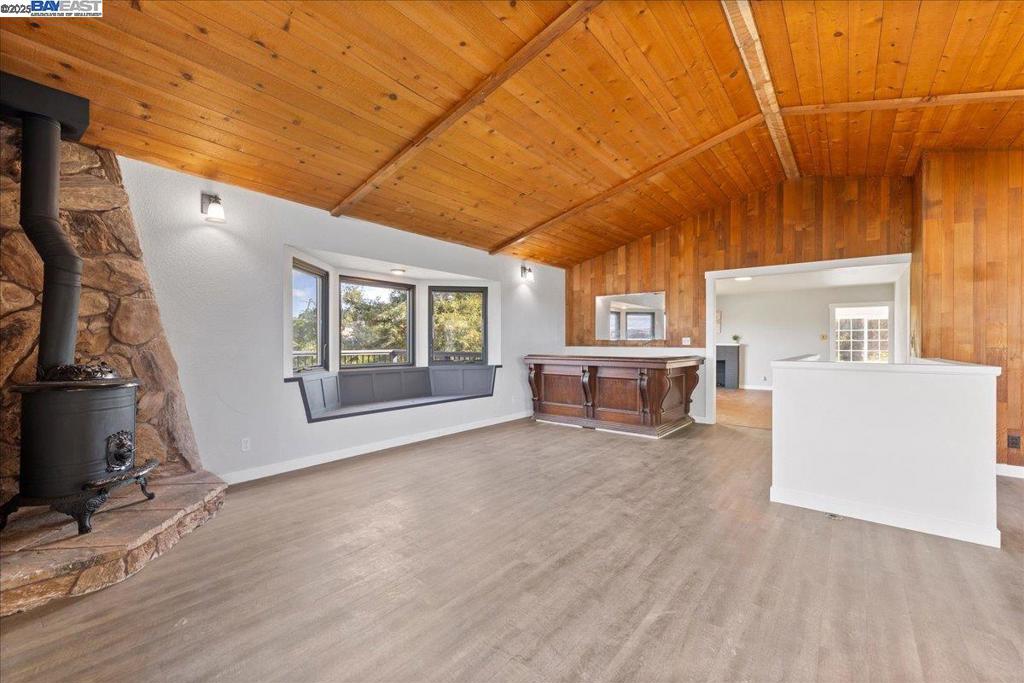 FAIRVIEW HILLS - Residential