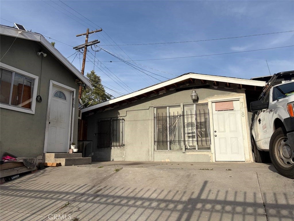 4917 Melrose