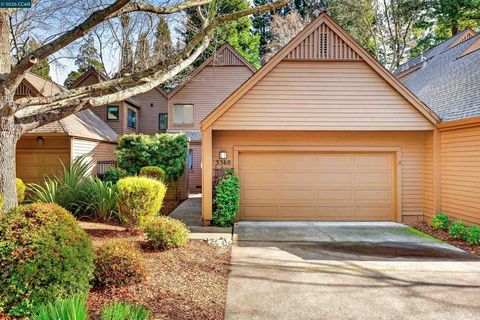 3360 Parker Hill Rd Santa Rosa CA 95404