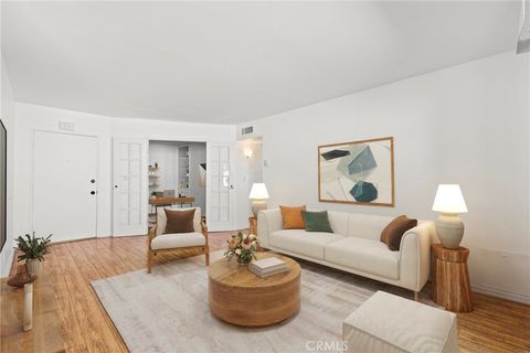 Photo of 5400 Newcastle Avenue #56, Encino, CA 91316 (MLS # SR25272037)