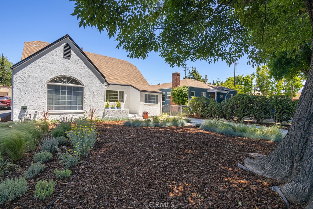 1305 Cosmic Way