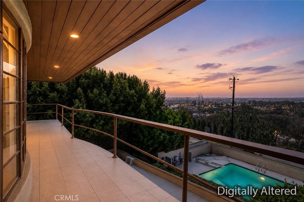 5129 Brea Crest DR, Los Angeles CA 90043