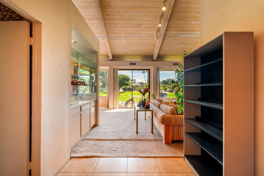 616 Desert West Drive