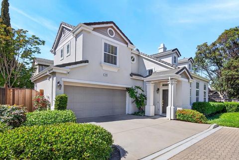 Photo of 225 W Ferndale Avenue, Sunnyvale, CA 94085 (MLS # ML82041611)