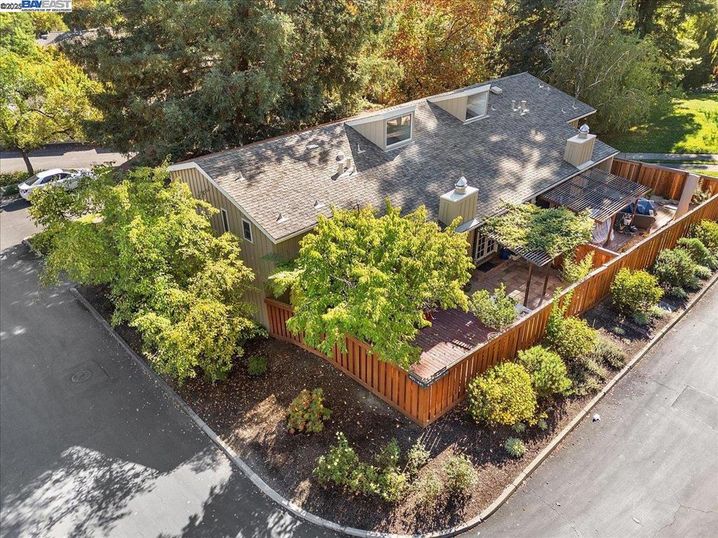 SYCAMORE HILLS - Residential