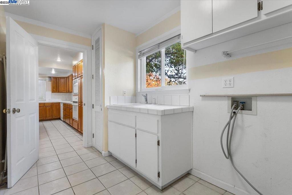 SYCAMORE HILLS - Residential