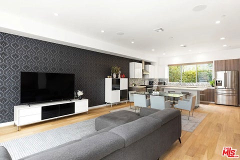 Photo of 6728 W Hepburn Way, Los Angeles, CA 90038 (MLS # 26989739)
