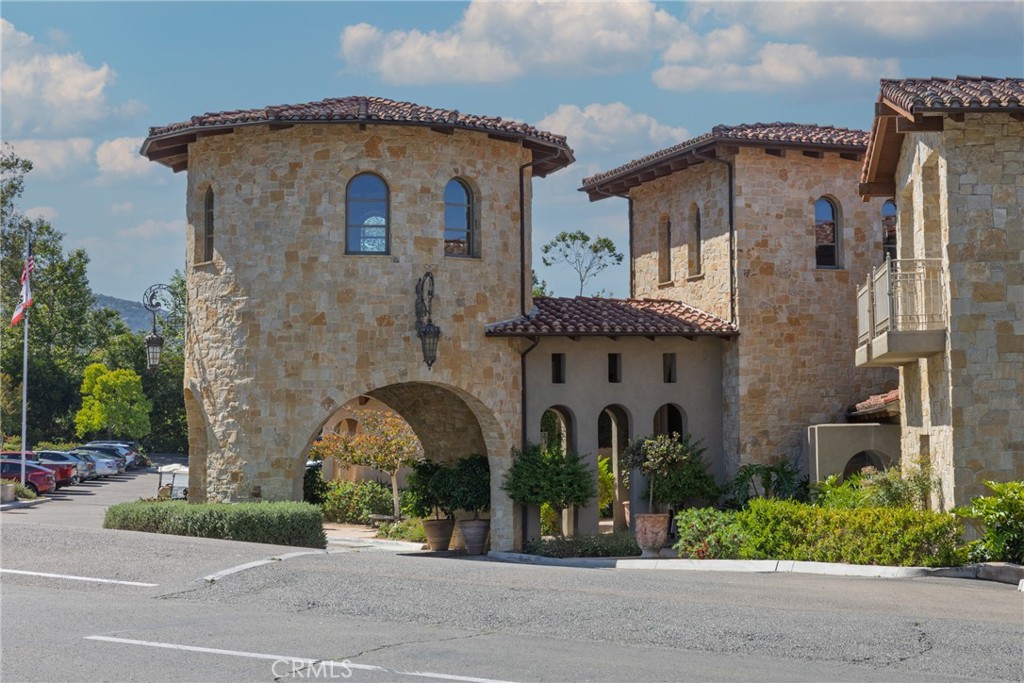 29104 Vista Valley Drive