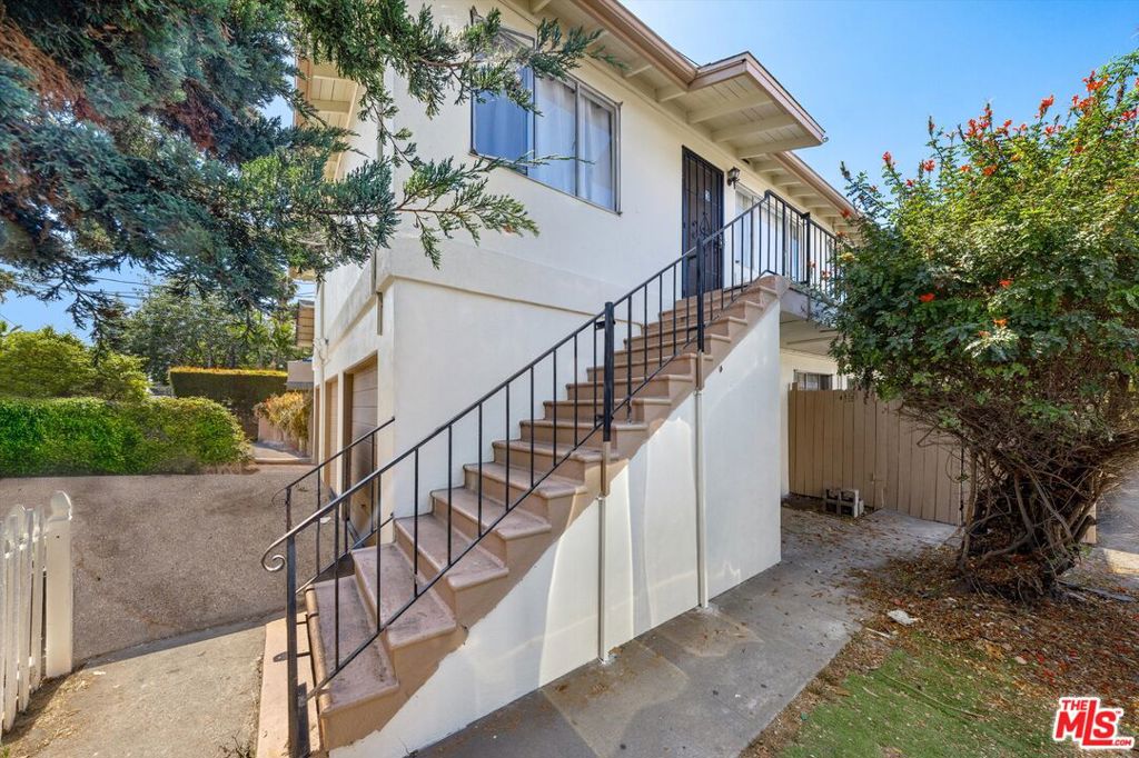 5859 Mandarin Drive