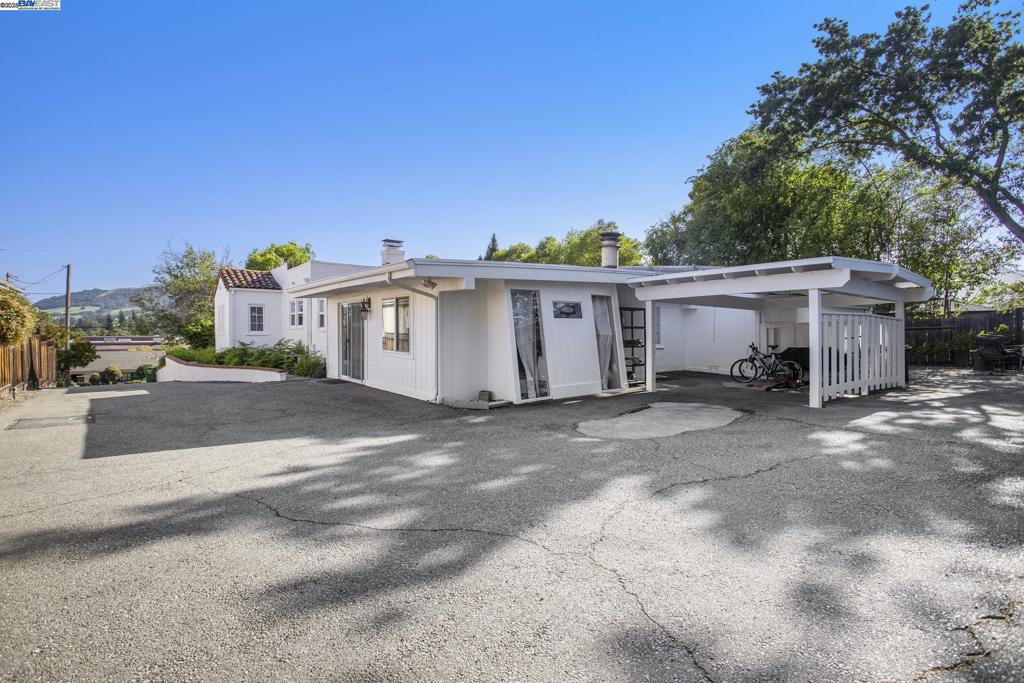 WESTSIDE DANVILL - Residential