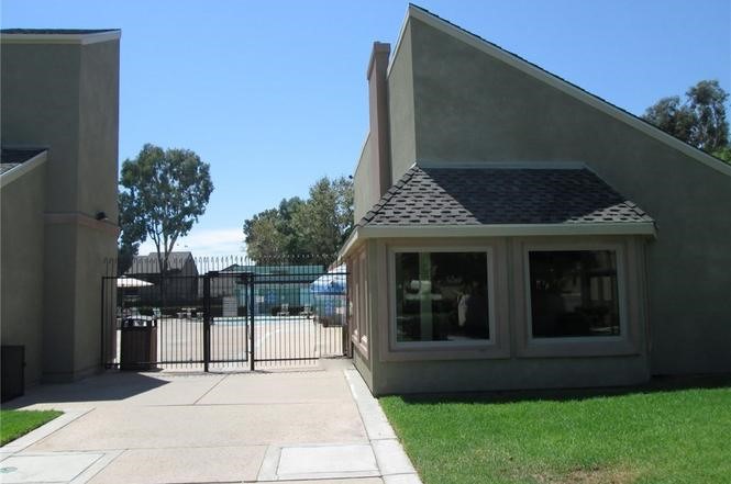 1363 Walnut Street S 5340