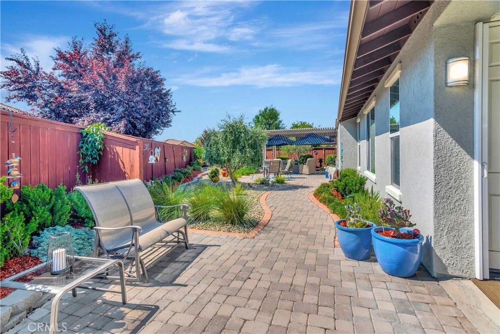 listing image 130725734406555408521
