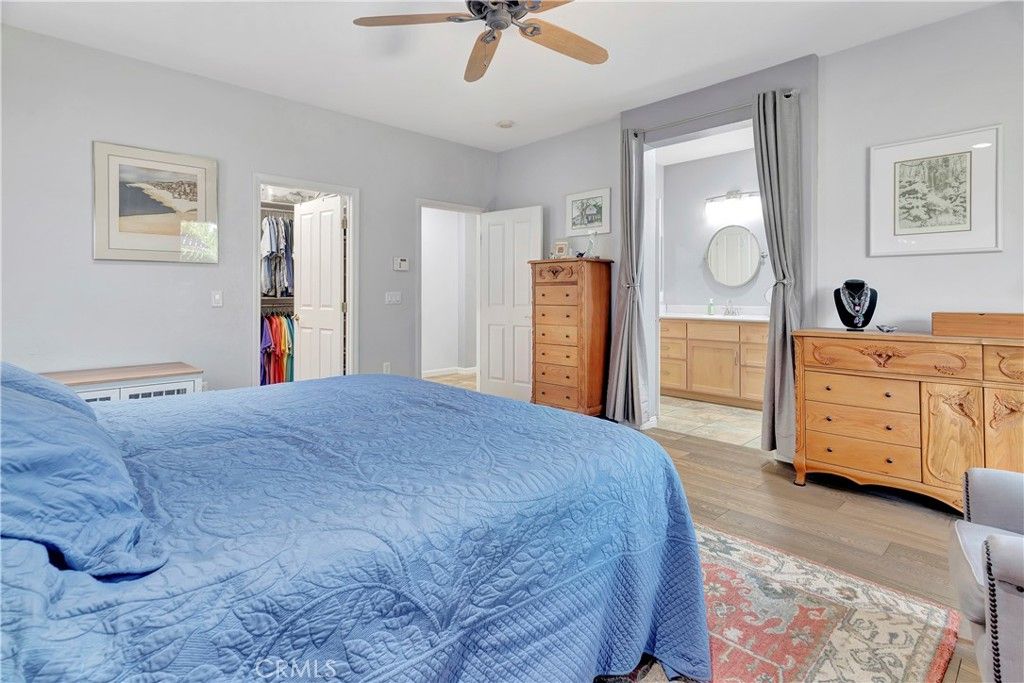 listing image 130727067609791921361