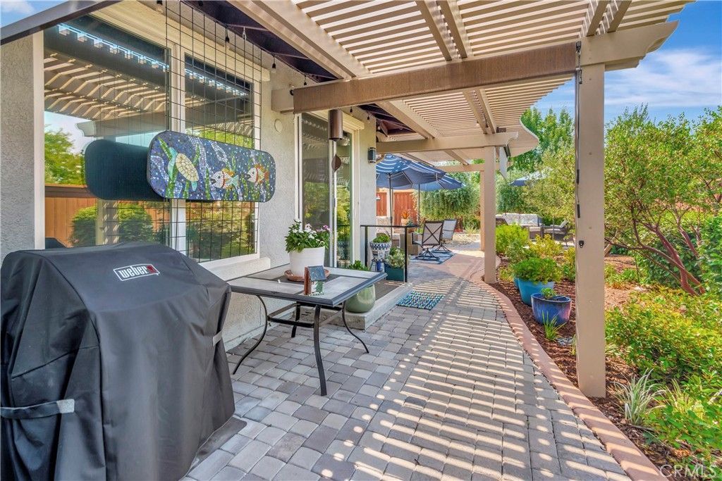 listing image 130725478719330411259