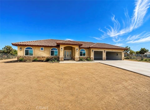 Photo of 14749 Sultana ST, Hesperia, CA 92345 (MLS # DW26177924)