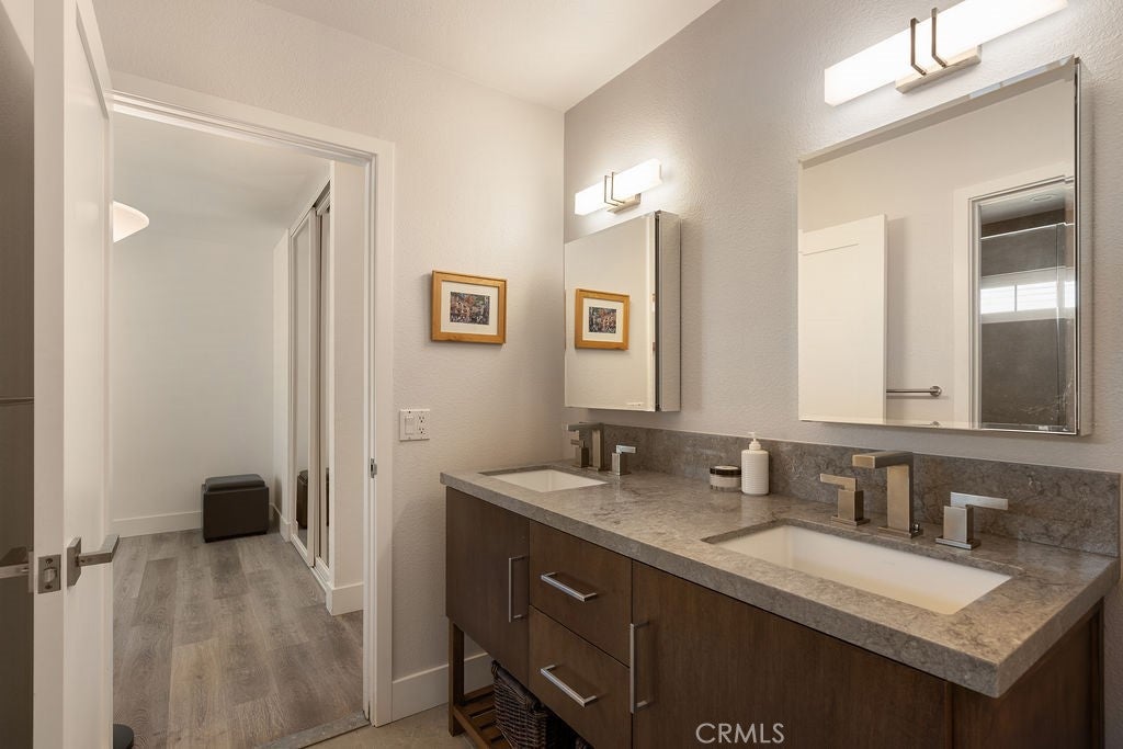 3433 Wimbledon Way, Costa Mesa CA 92626 - Photo 18