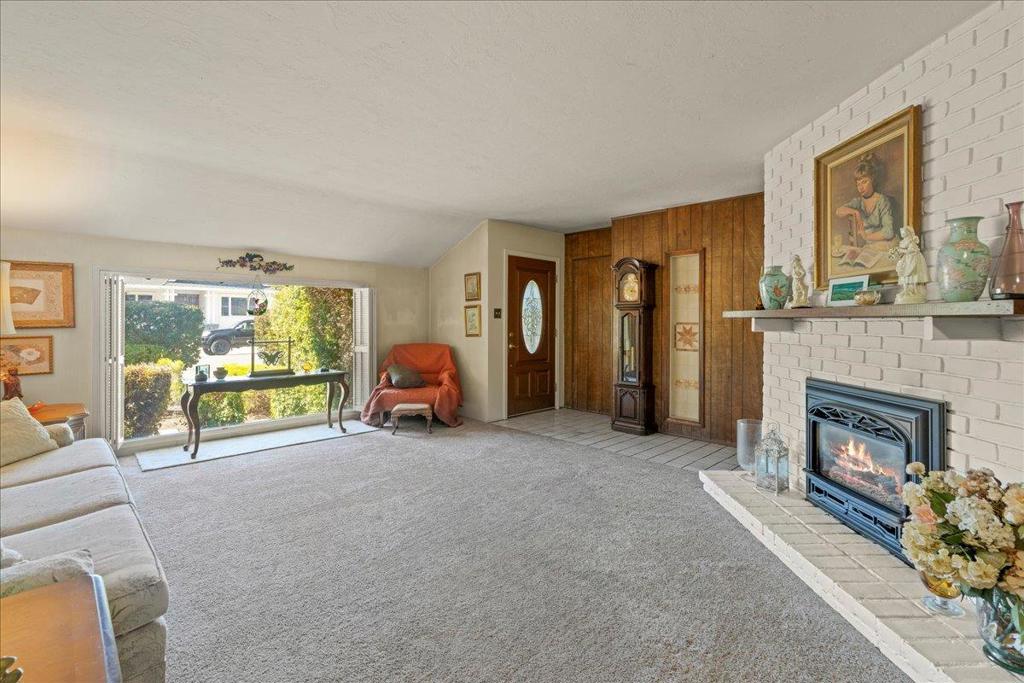 1829 Cabana Drive