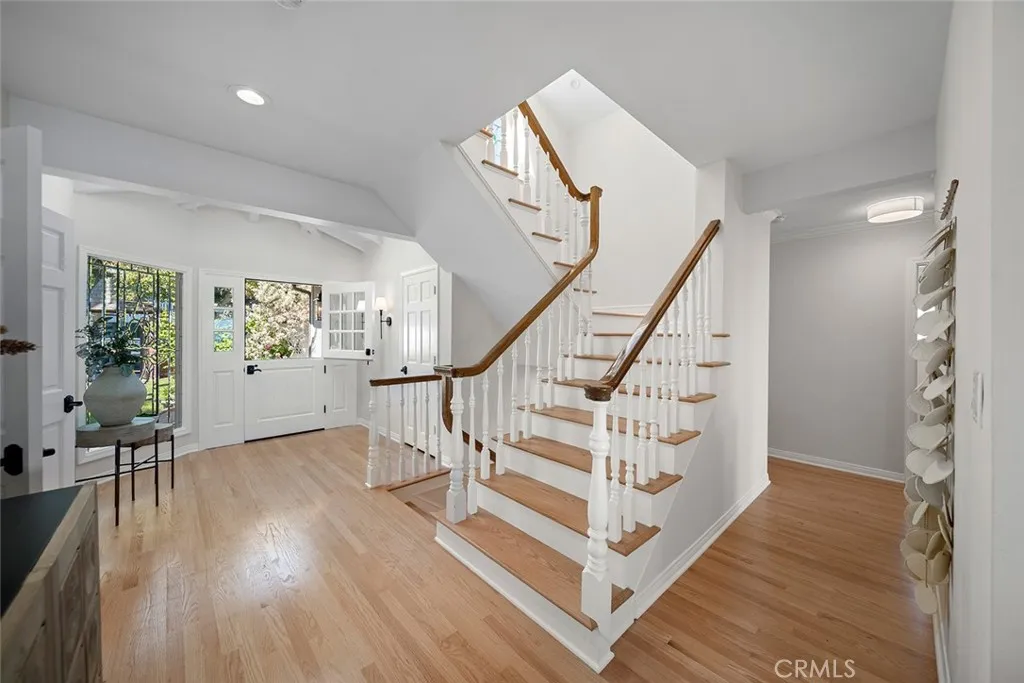 Laguna Beach, California 92651, United States, 4 Bedrooms Bedrooms, ,5 BathroomsBathrooms,Residential,Active,170765