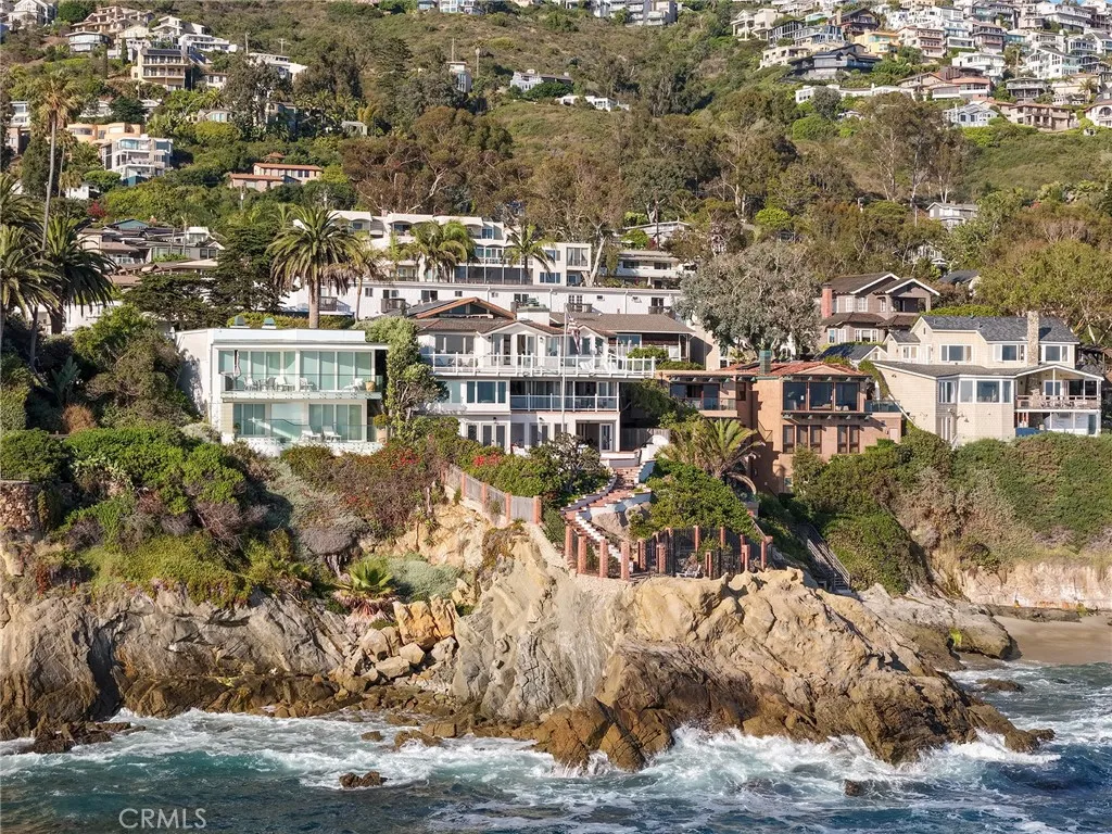 Laguna Beach, California 92651, United States, 4 Bedrooms Bedrooms, ,5 BathroomsBathrooms,Residential,Active,170765