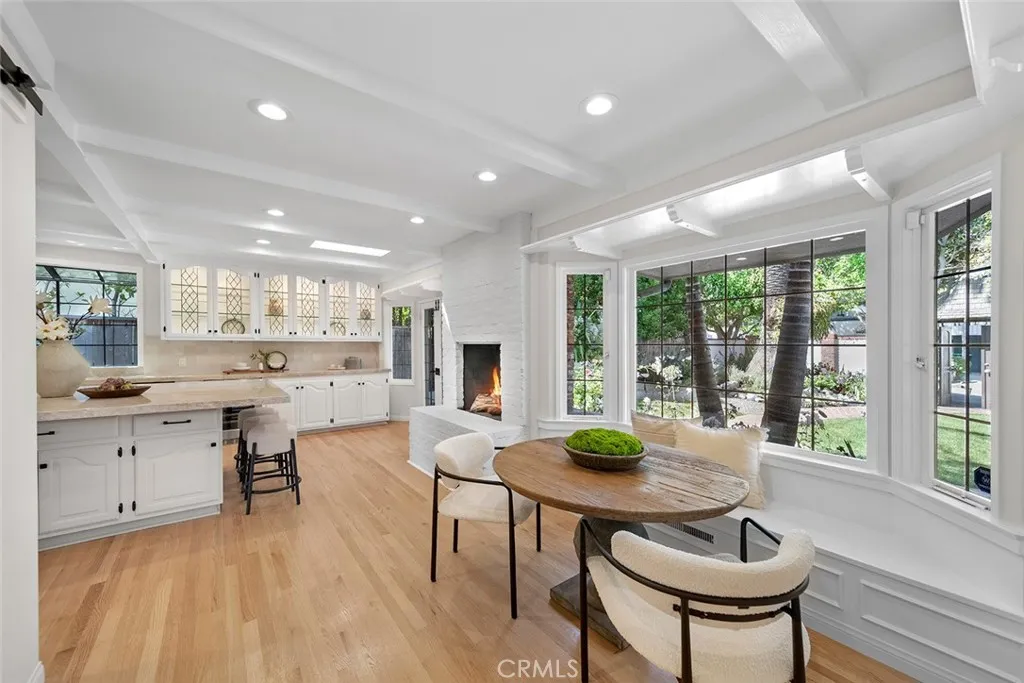 Laguna Beach, California 92651, United States, 4 Bedrooms Bedrooms, ,5 BathroomsBathrooms,Residential,Active,170765